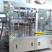 BM-0.5L-6 - Машина для видуву ПЕТ пляшок 0.5 літри (Пакувальне обладнання)